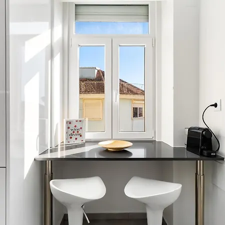 Stylish 2br With Amazing Natural Light By Soulplaces شقة