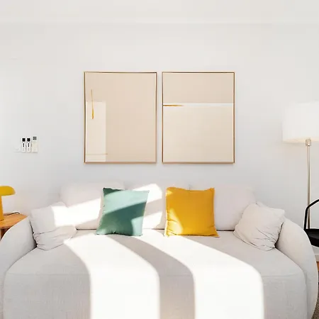 Stylish 2br With Amazing Natural Light By Soulplaces * Lisboa
